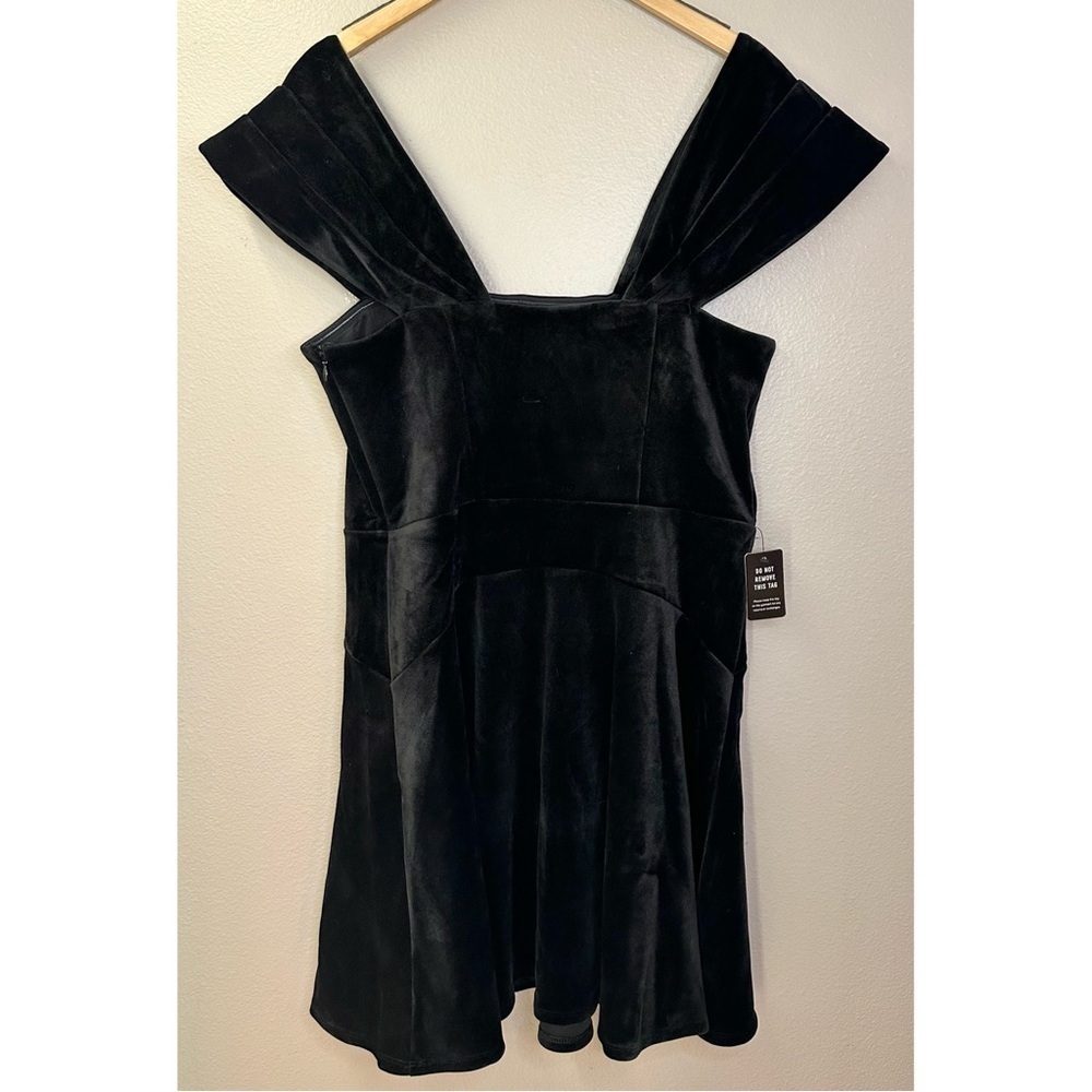 NWT Express Black Velvet Off The Shoulder Mini Fit And Flare Dress - Picture 10 of 12
